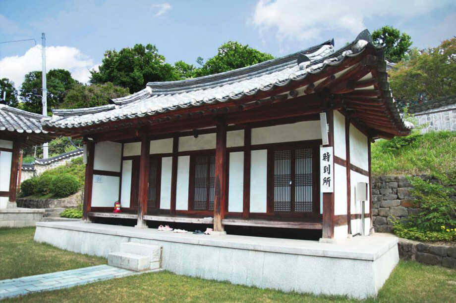 Dosanseowon Confucian Academy 03