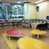 어린이열람실 내부사진