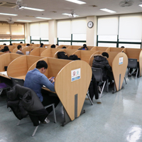 성인(남)열람실 내부사진