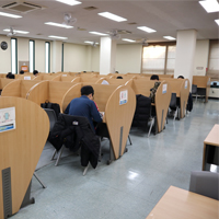 청소년열람실 내부사진
