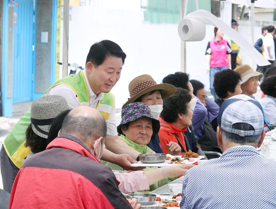 대전 서구 자원봉사센터, 사랑의 밥차 5회차 활동 이미지
