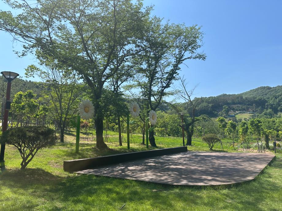 5월 야외무대 이미지