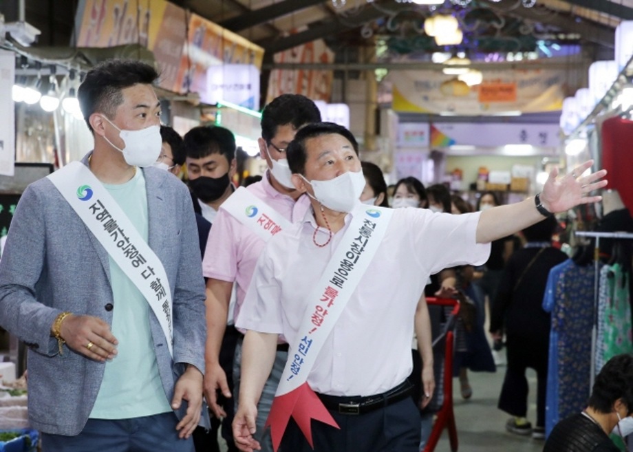 서구, 추석맞이 전통시장 장보기 및 물가안정 캠페인 전개 이미지