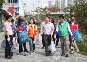 대전 서구 관저2동 자생단체, 플로깅 캠페인 추진