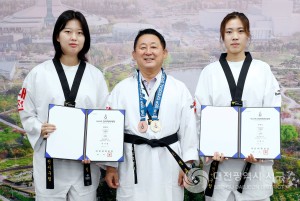 대전 서구청 여자태권도팀,‘개인종목 금메달’쾌거